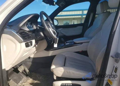 2017 BMW X5 xDrive50I z USA, uszkodzony, nr VIN 5UXKR6C55H0J84273